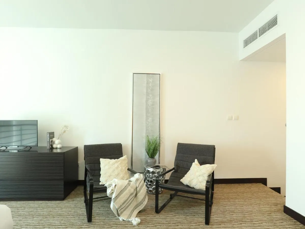 Higuests - Duplex Haven In Laguna Tower With City Views Dubai United Arab Emirates